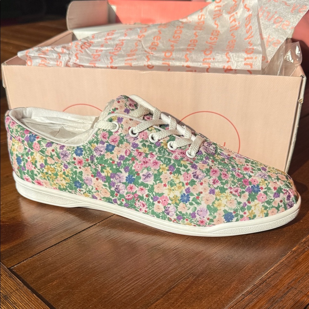 Floral Women's AP2 Lightweight Walking Sneakers